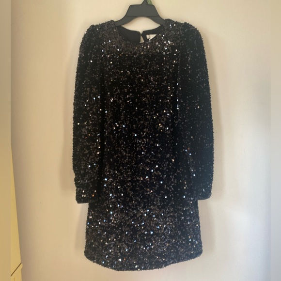 H&M Puff-Sleeved Black Sequin Dress - Picture 2 of 11